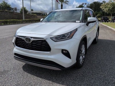 2026 Toyota Highlander Platinum