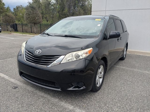 2015 Toyota SIENNA LE 3.5L LE