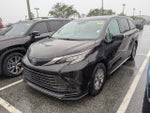 2022 Toyota Sienna LE 8 Passenger