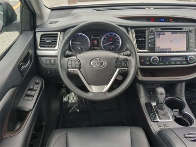 2019 Toyota HIGHLANDER XLE