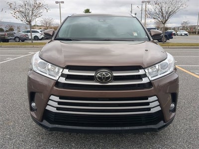 2019 Toyota HIGHLANDER XLE