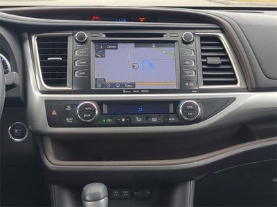 2019 Toyota HIGHLANDER XLE