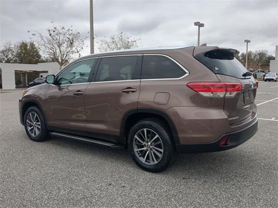 2019 Toyota HIGHLANDER XLE