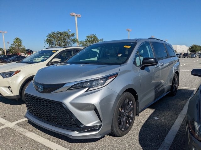 2024 Toyota Sienna XSE 7 Passenger