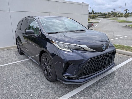 2023 Toyota Sienna XSE 7 Passenger