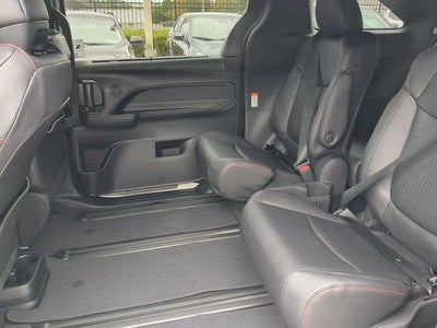 2026 Toyota Sienna XSE 7 Passenger