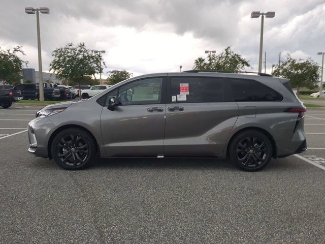 2026 Toyota Sienna XSE 7 Passenger