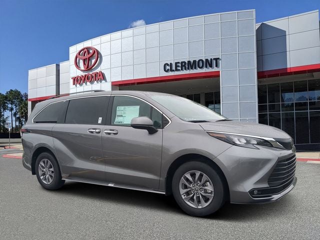 2026 Toyota Sienna XLE