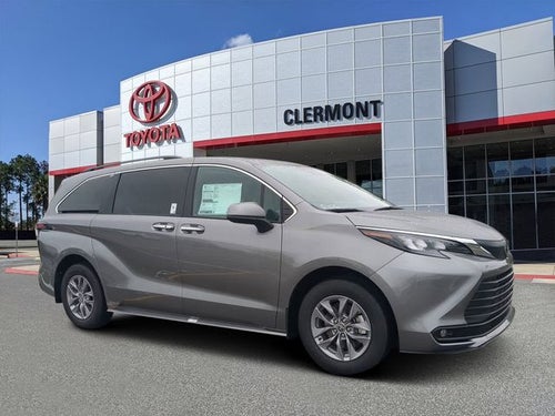 2026 Toyota Sienna XLE