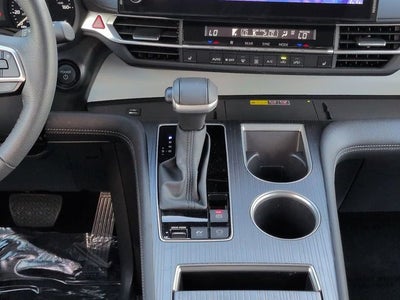 2025 Toyota Sienna XLE 8 Passenger