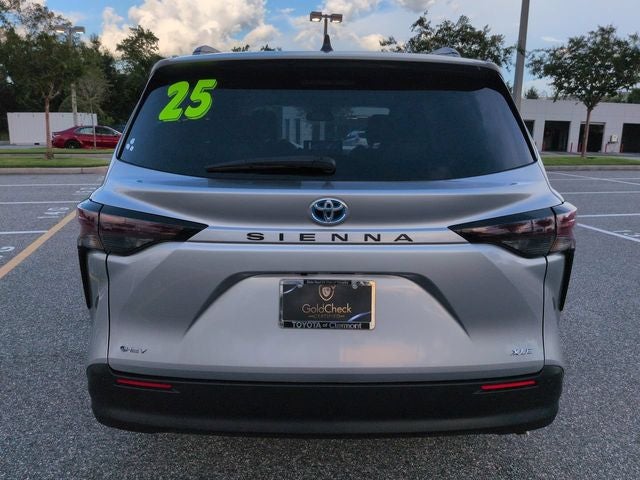 2025 Toyota Sienna XLE 8 Passenger