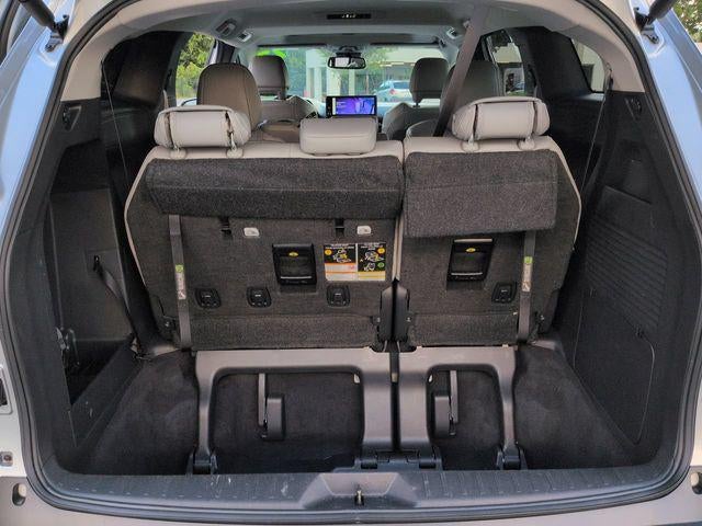 2025 Toyota Sienna XLE 8 Passenger