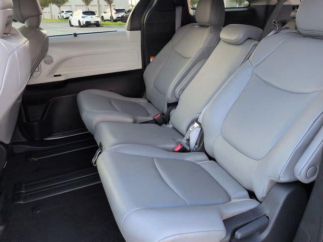 2025 Toyota Sienna XLE 8 Passenger