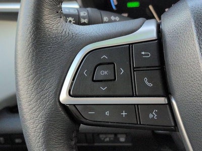2025 Toyota Sienna XLE 8 Passenger