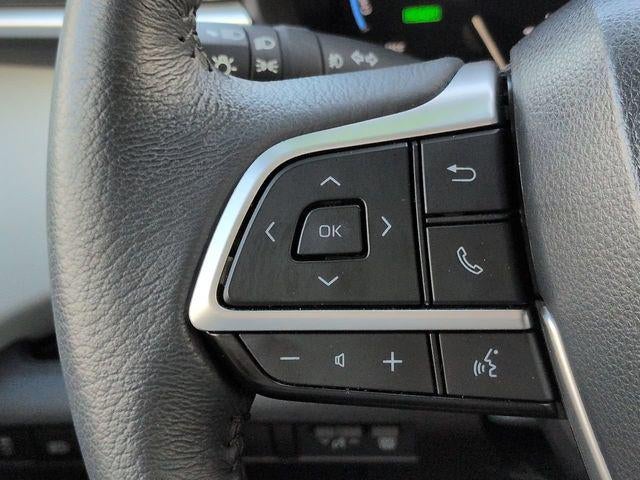 2025 Toyota Sienna XLE 8 Passenger