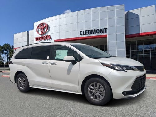 2026 Toyota Sienna XLE 7 Passenger
