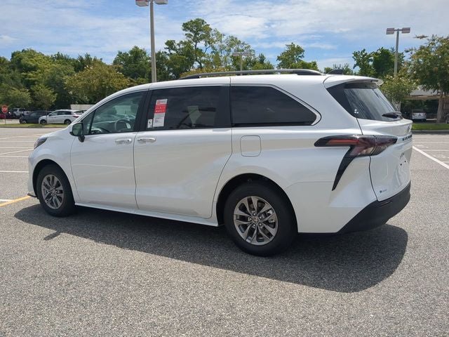 2026 Toyota Sienna XLE 7 Passenger