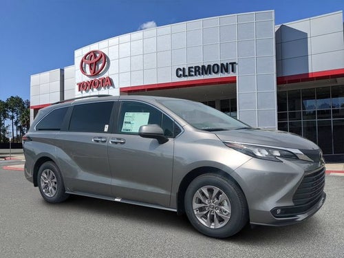 2026 Toyota Sienna XLE 8 Passenger