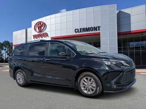 2025 Toyota SIENNA XLE XLE