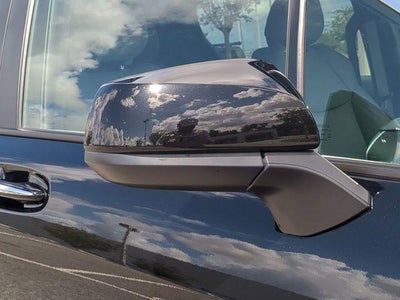 2025 Toyota SIENNA XLE XLE 8 Passenger