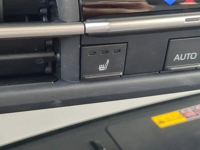 2025 Toyota SIENNA XLE XLE 8 Passenger