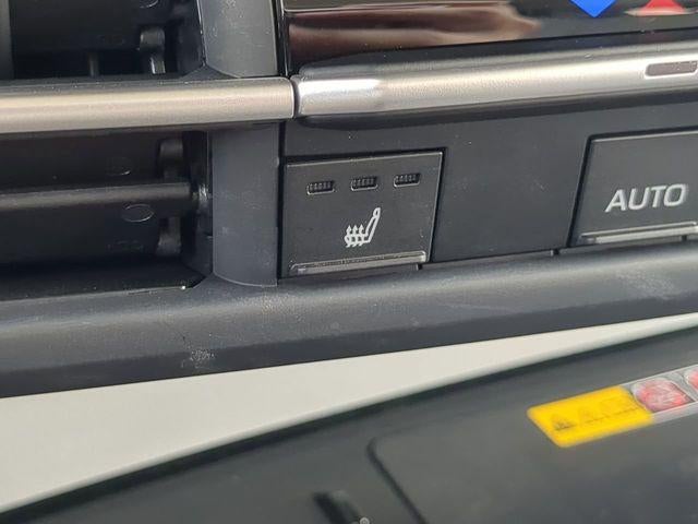 2025 Toyota SIENNA XLE XLE 8 Passenger