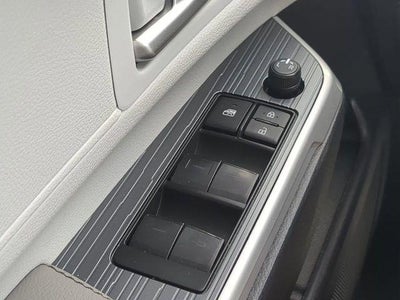 2025 Toyota SIENNA XLE XLE 8 Passenger