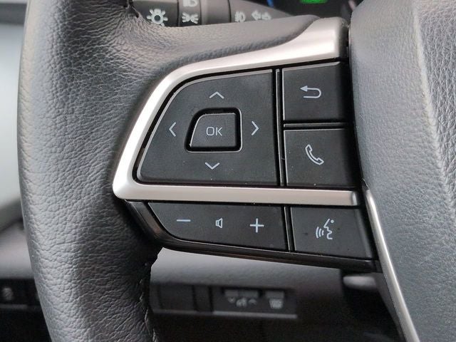 2025 Toyota SIENNA XLE XLE 8 Passenger