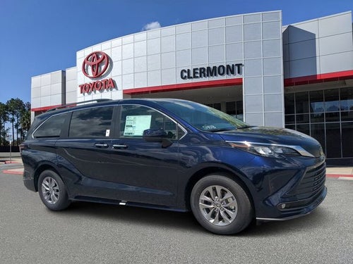 2026 Toyota Sienna XLE
