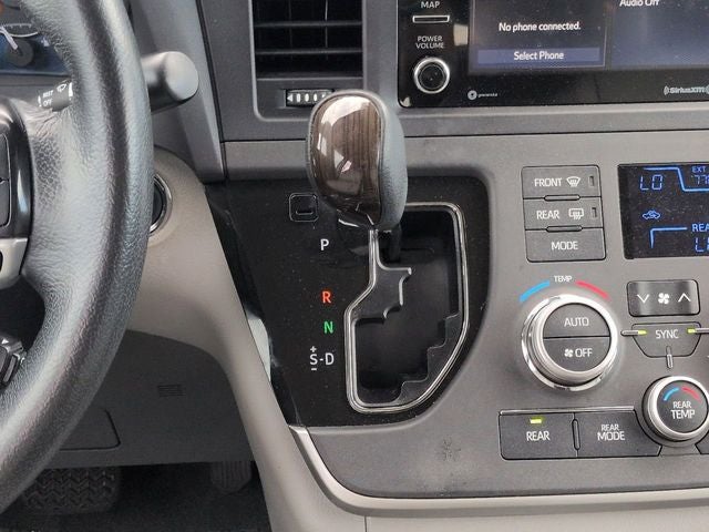 2020 Toyota SIENNA XLE 3.5L XLE 8 Passenger
