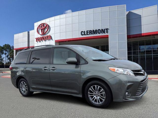 2020 Toyota SIENNA XLE 3.5L XLE 8 Passenger
