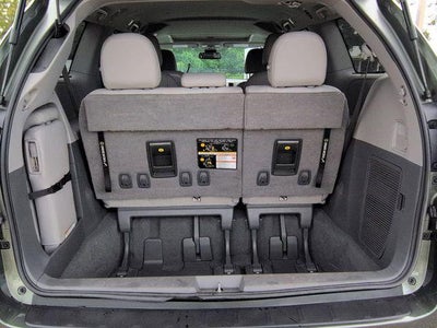 2020 Toyota SIENNA XLE 3.5L XLE 8 Passenger