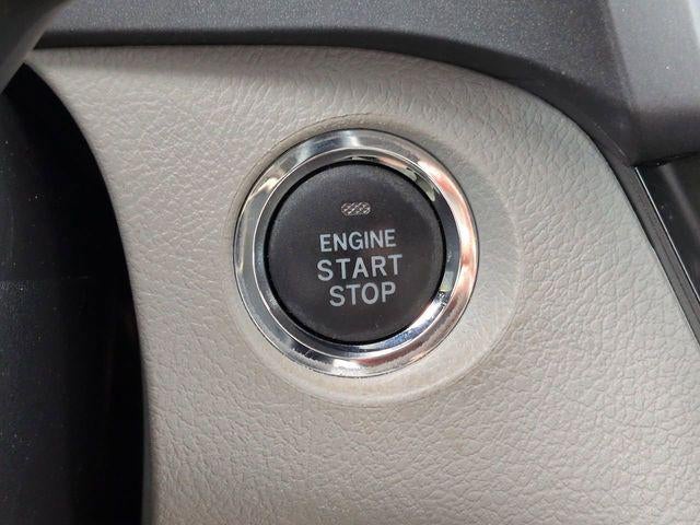 2020 Toyota SIENNA XLE 3.5L XLE 8 Passenger