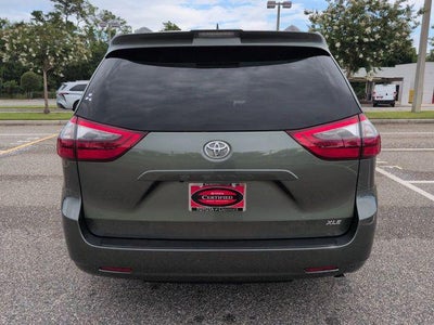 2020 Toyota SIENNA XLE 3.5L XLE 8 Passenger