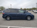 2018 Toyota SIENNA XLE 3.5L XLE 8 Passenger