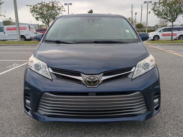 2018 Toyota SIENNA XLE 3.5L XLE 8 Passenger