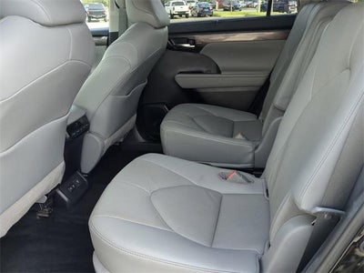 2021 Toyota Highlander Limited