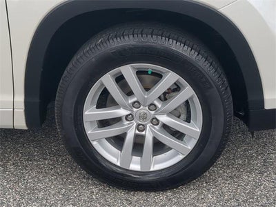 2014 Toyota HIGHLANDER LE