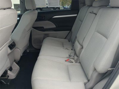 2014 Toyota HIGHLANDER LE