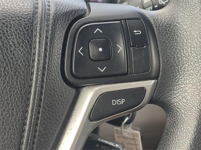 2014 Toyota HIGHLANDER LE