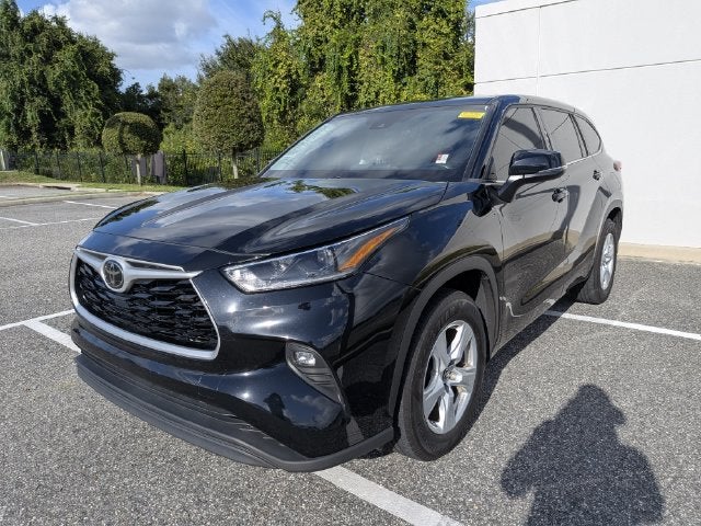 2021 Toyota Highlander LE