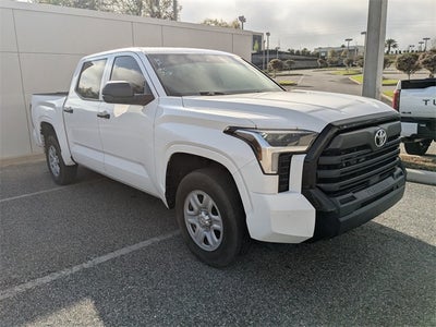 2025 Toyota TUNDRA 4X4 SR