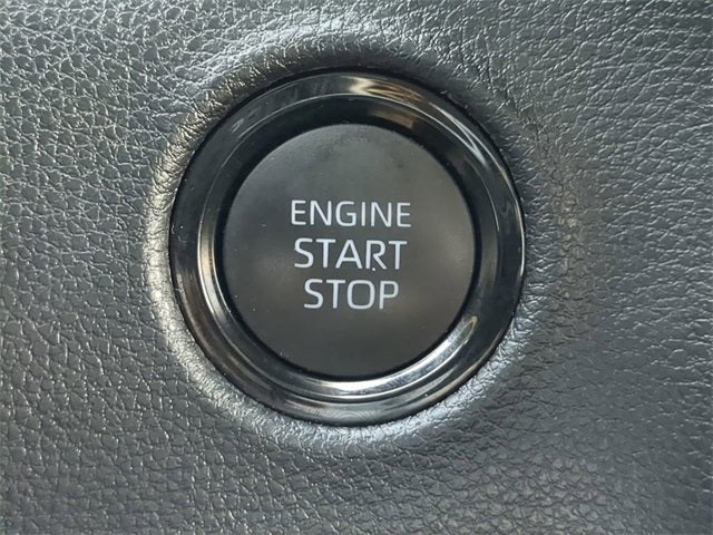 2025 Toyota TUNDRA 4X4 SR