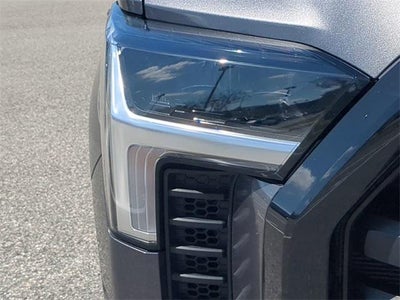 2025 Toyota TUNDRA 4X4 SR