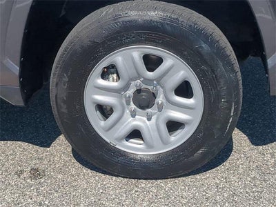 2025 Toyota TUNDRA 4X4 SR