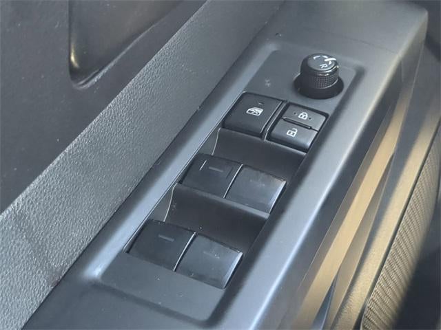 2025 Toyota TUNDRA 4X4 SR