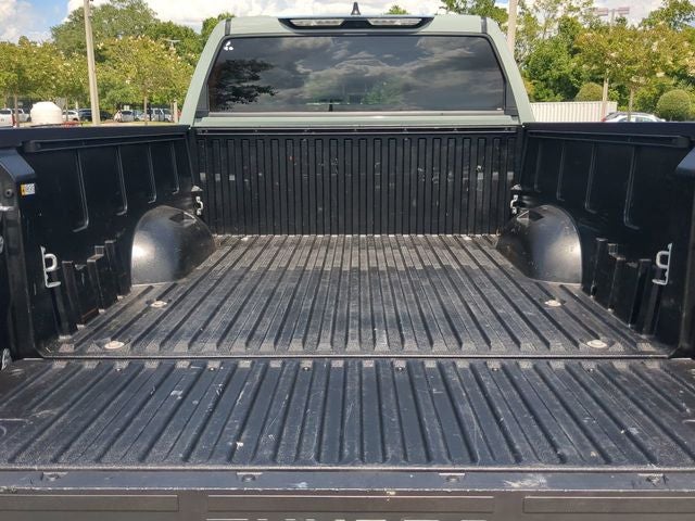 2025 Toyota TUNDRA 4X2 SR5
