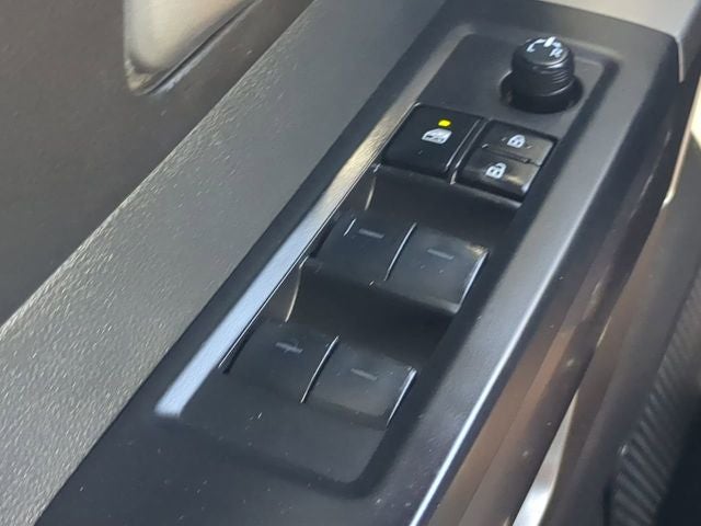 2025 Toyota TUNDRA 4X2 SR5