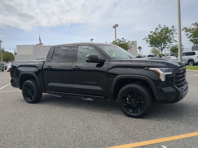 2024 Toyota TUNDRA 4X4 SR5