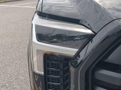 2024 Toyota TUNDRA 4X4 SR5